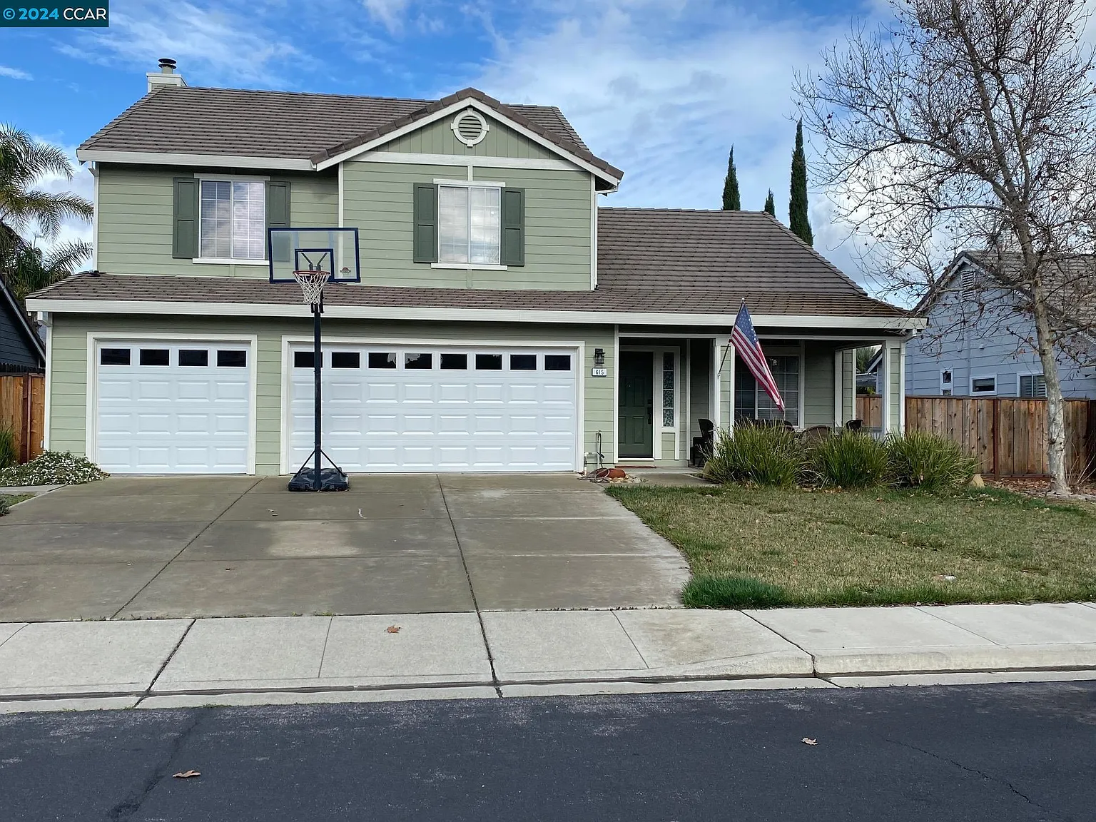 615 Wildrose Way photo 1