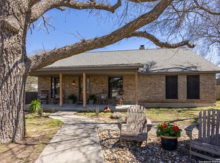 105 Cibolo Crossing Dr, Boerne, TX 78006