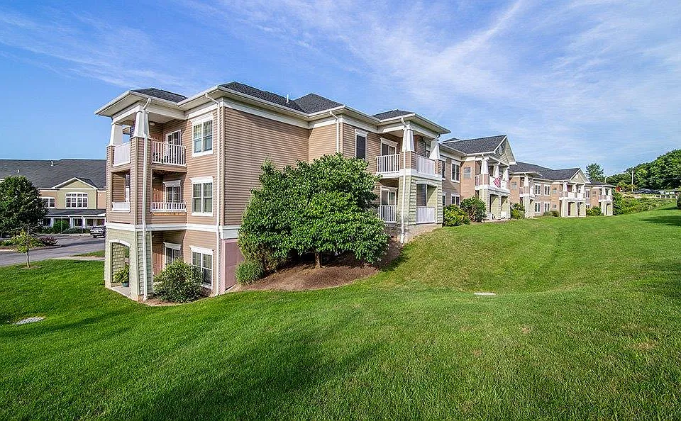 Greenwood Cove Apartment Homes