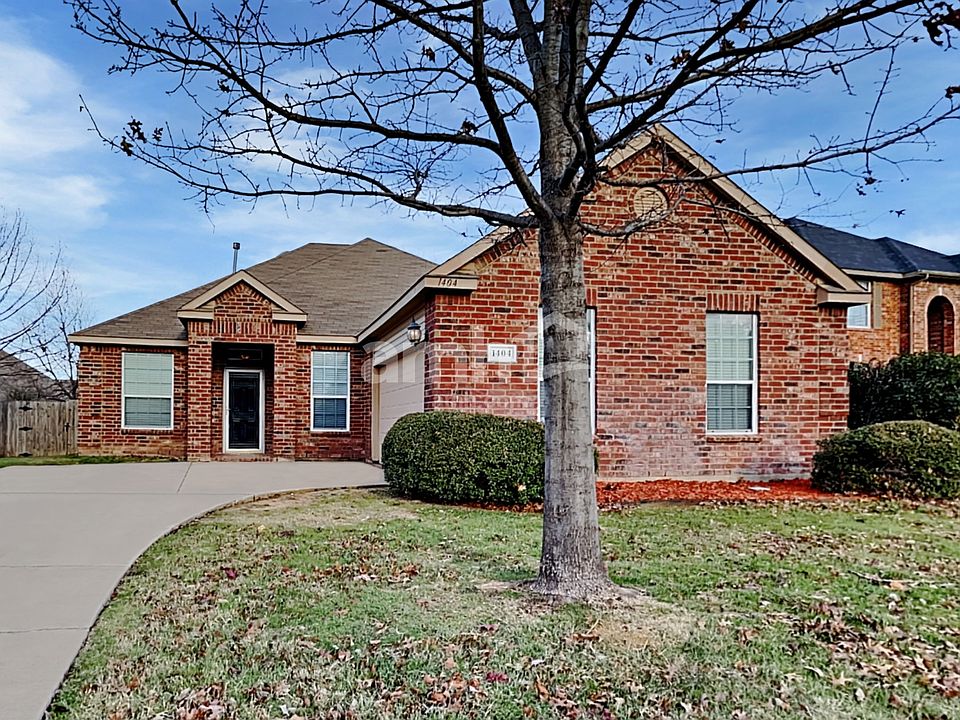 1st image of 1404 Blue Gill Ln