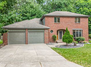 3324 S White Birch Ln, Appleton, WI 54915