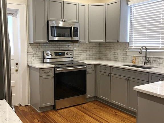 3rd image of 2835 2nd Ave S