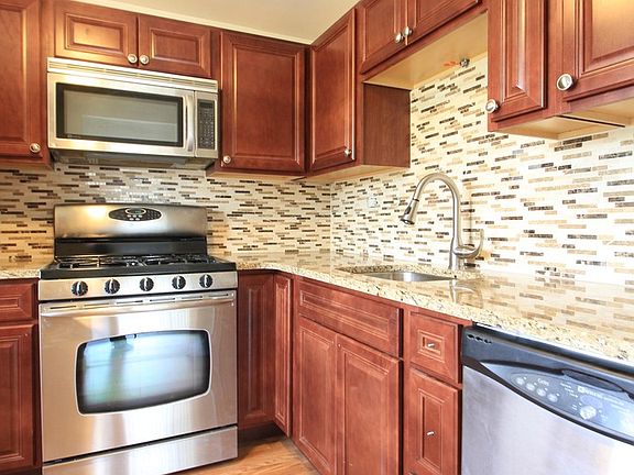 5th image of 1101 Quanset Ct #1101