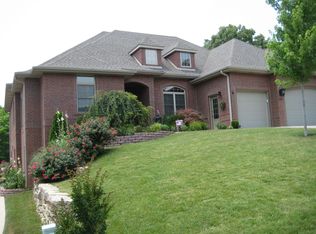 140 Elmwood Ct, Forsyth, MO 65653