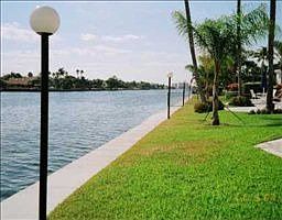 4th image of 6321 Bay Club Dr APT 1