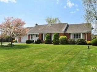 609 Cherry Hill Rd, Nazareth, PA 18064