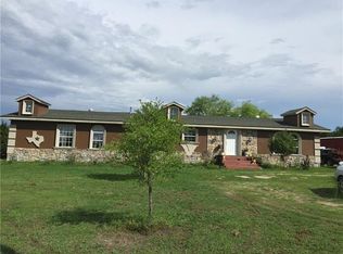 1100 Curtis Ln, Terrell, TX 75160
