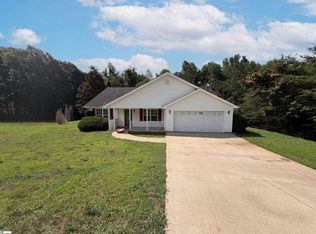 16 Red Mile Way, Taylors, SC 29687