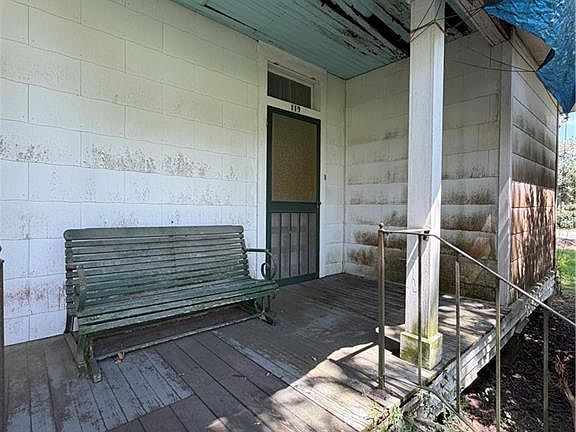 3rd image of 119 Lorraine St