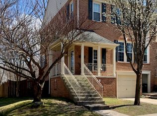 12115 Derriford Ct, Woodbridge, VA 22192
