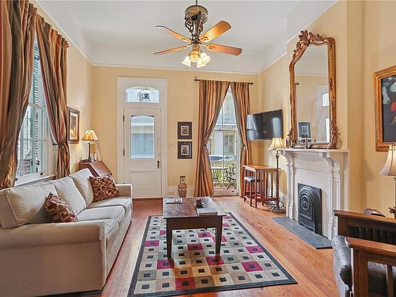 4th image of 1224 Royal St #2