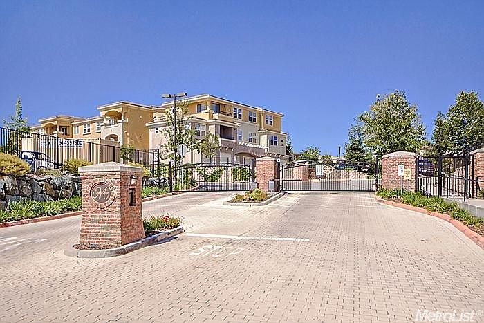 1st image of 1100 Moon Cir Unit 1122