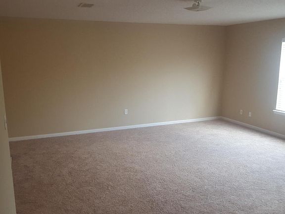 5th image of 4012 Leatherwood Dr