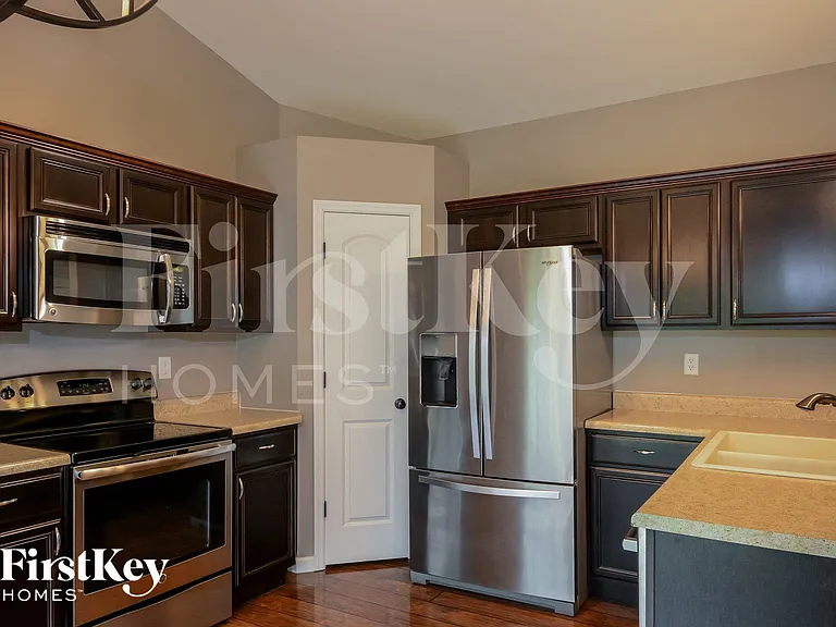 314 Heather Mill Dr — Photo 6
