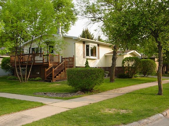 5th image of 319 Windward Hills Ave