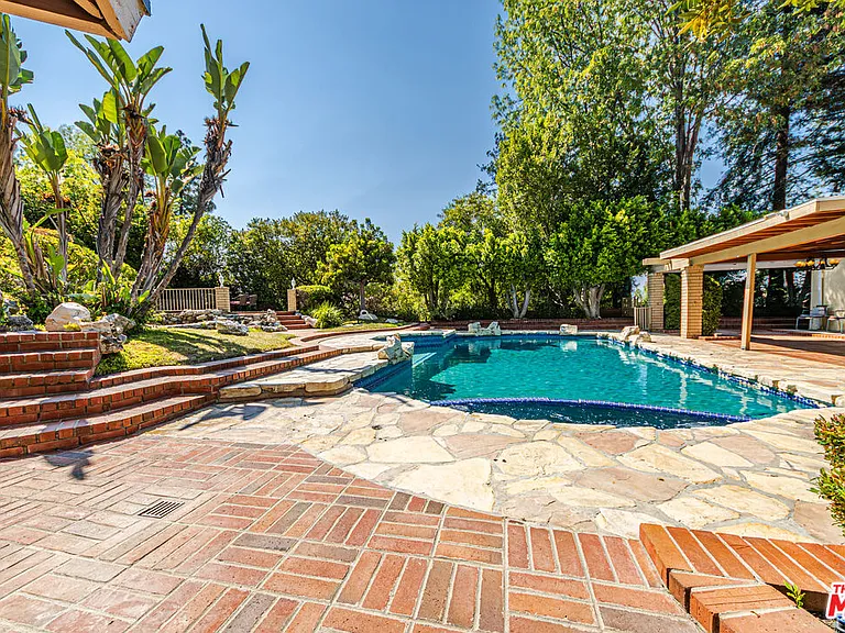 18022 Lake Encino Dr — Photo 30