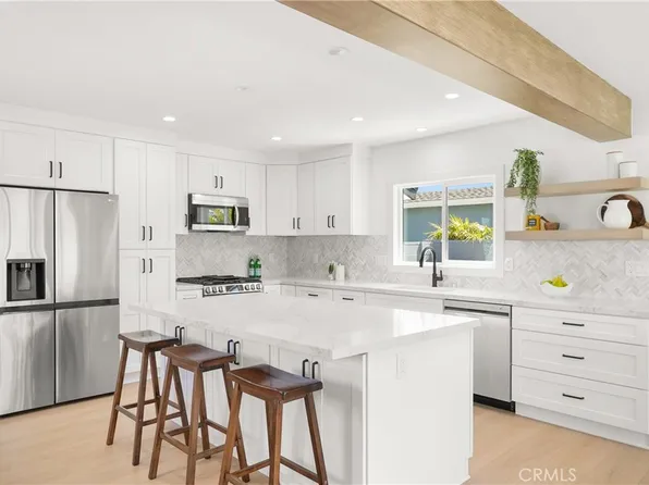 8102 Kiner Dr, Huntington Beach, CA 92646