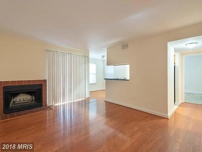 1729 Ascot Way — Photo 6