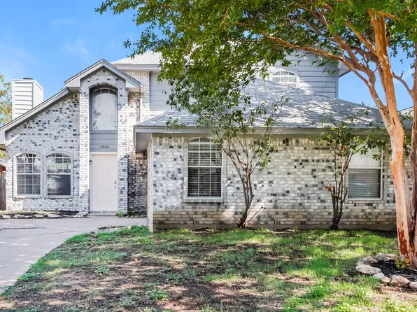 5904 Stone Meadow Ln, Fort Worth, TX 76179