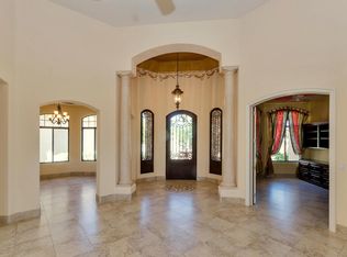 8241 W Calle De Montalvo, Glendale, AZ 85303