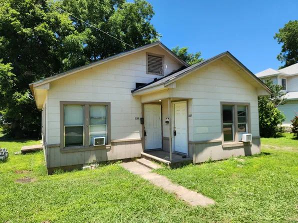 225 N Hope St, Ada, OK 74820