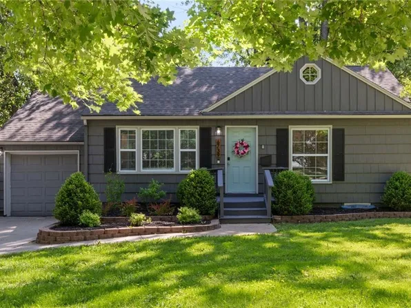 6739 Roe Ave, Prairie Village, KS 66208