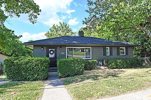 2562 Montana Ave Photo 1