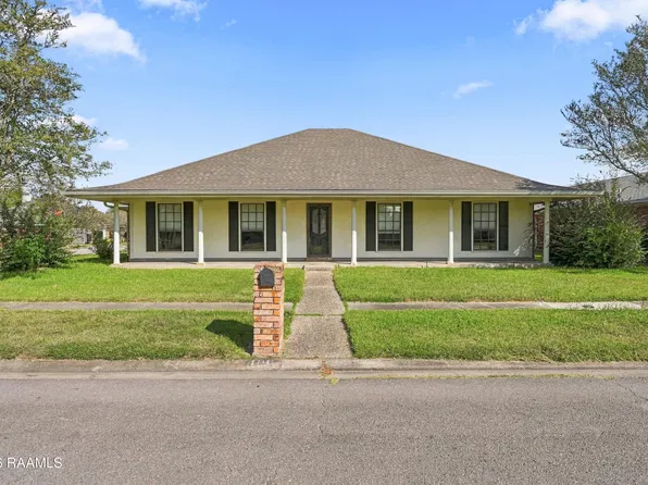 106 Portage Ct, Lafayette, LA 70506