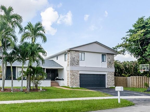 2nd image of 9340 NW 32nd St #0