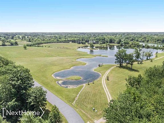 3rd image of 6260 Hidden Forrest Dr