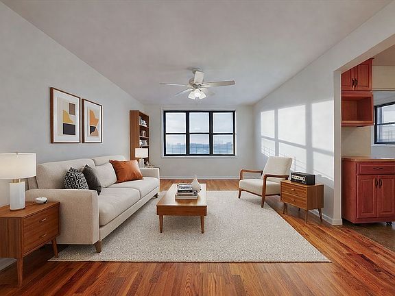 2nd image of 1270 E 51st St APT 6X