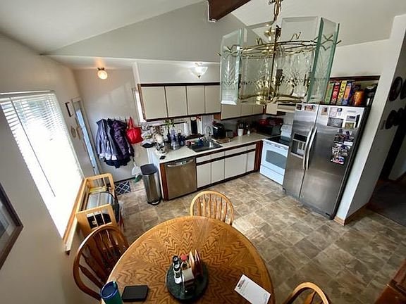 2nd image of 41910 Utah Dr