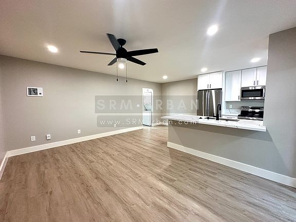 3rd image of 3161 Monroe Ave #2