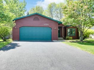 4354 Braddock Trl, Eagan, MN 55123