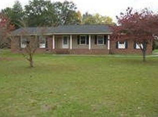 204 Huntington Dr, Barnwell, SC 29812