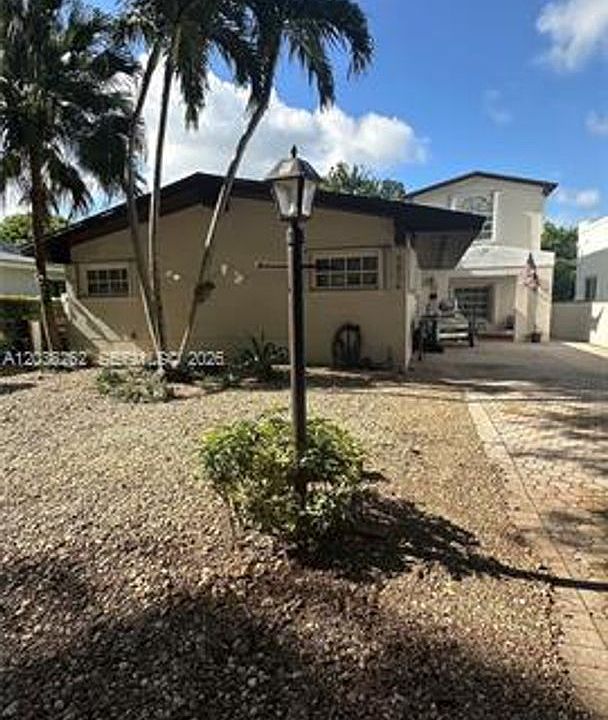 1st image of 5804 SW 35th St