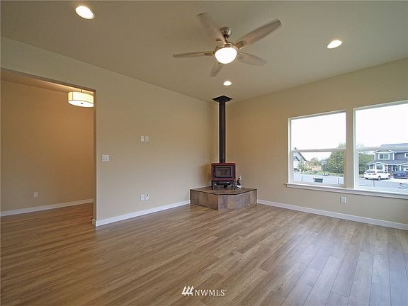 4th image of 1304 Forest Trail Drive