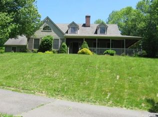77 Poverty Hollow Rd, Newtown, CT 06470