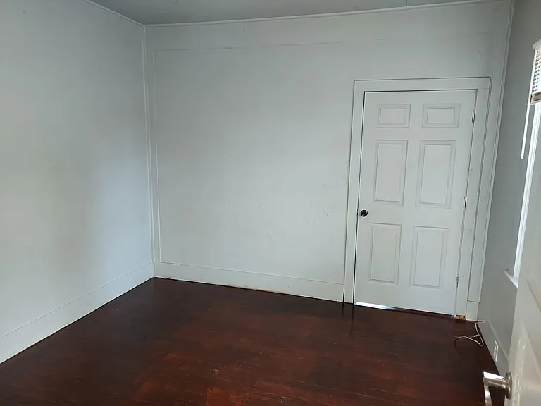 850 NW Polk Ave — Photo 6