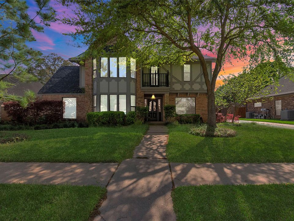 1st image of 3115 Oak Leaf Ct