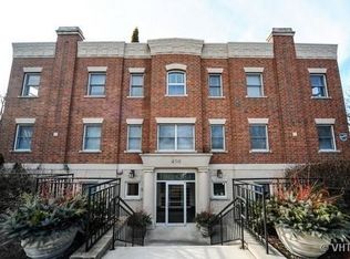 450 Green Bay Rd APT 1A, Glencoe, IL 60022