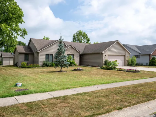 7767 Gantony Dr, Fort Wayne, IN 46818