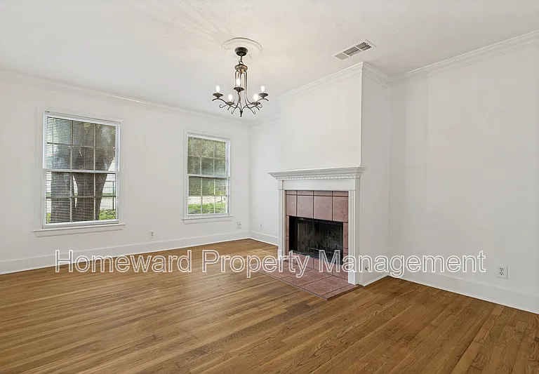 901 W Virginia St — Photo 4