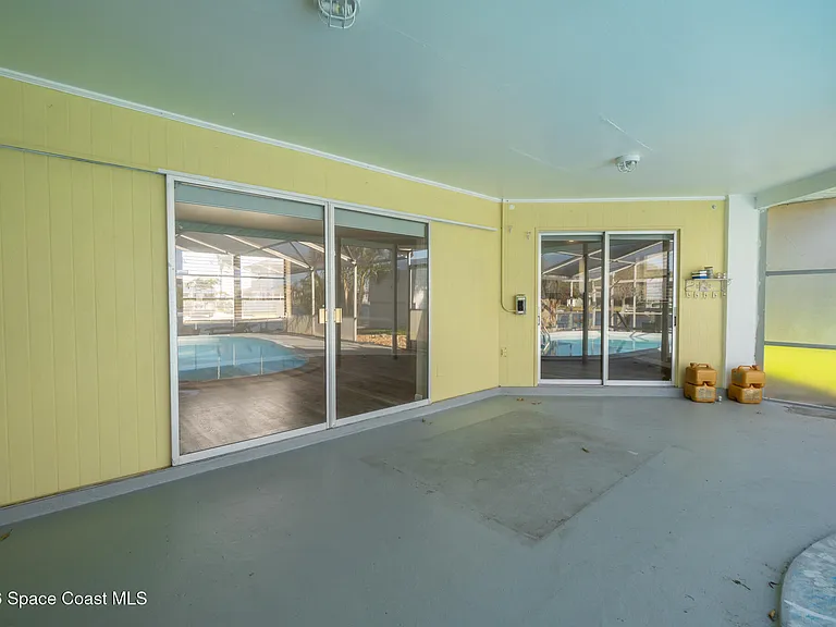 401 Milford Point Dr — Photo 27