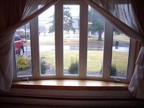4th image of 516 Blanchard St
