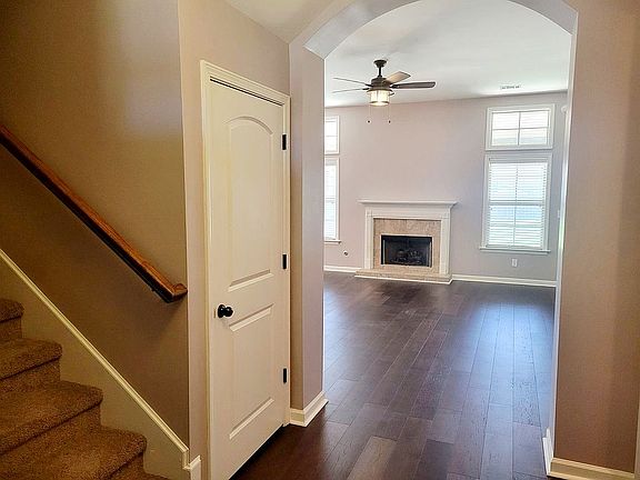 3rd image of 8804 Andress Ct