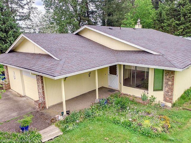 1st image of 15605 NE 112th Ave