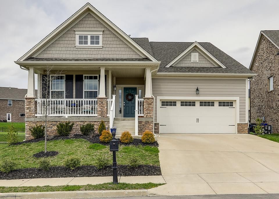 1st image of 2120 Ravenscourt Dr