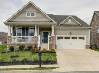 2120 Ravenscourt Dr, Thompsons Station, TN 37179