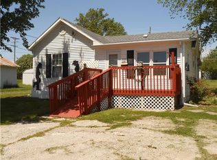 900 W 2nd St, Cameron, MO 64429